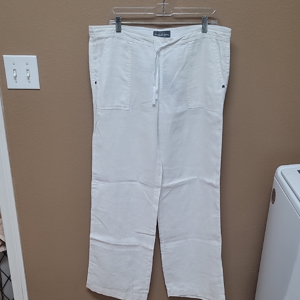 NWT Michael Stars White Pants Lightweight Design 🤍